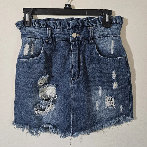 Hayden L.A. Distressed Mini Skirt - Picture 1 of 4